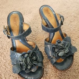 Born leather sandals 7.5